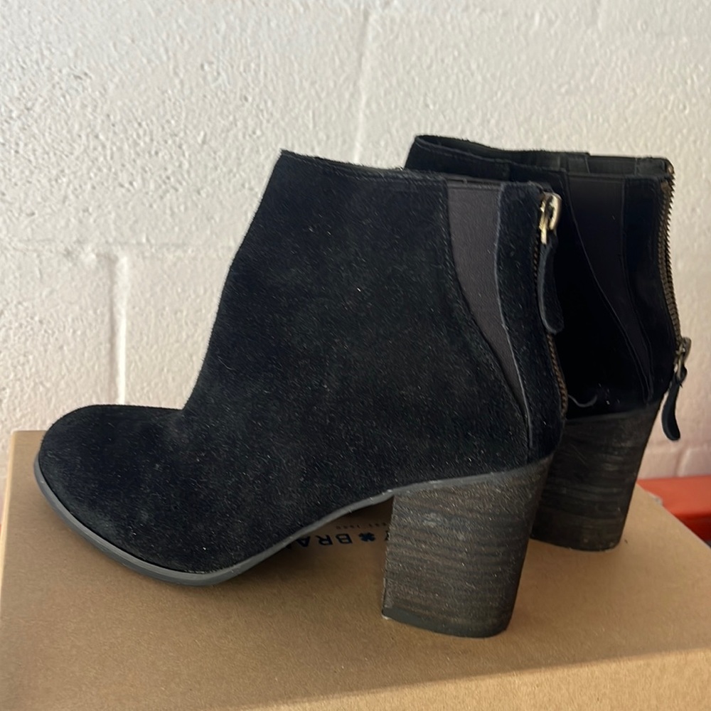 Ecote black suede heeled boot